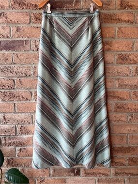 GAYTOWN SPORTSWEAR TORONTO Vintage Chevron Wool-Feel Maxi Skirt 70s Boho